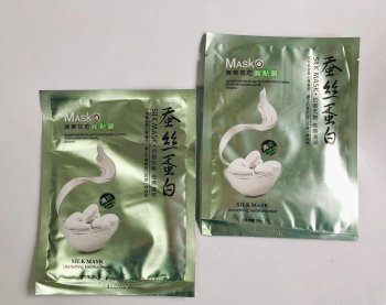 One Spring Silk Mask тканевая маска для лечения акне с протеинами шелка зеленая